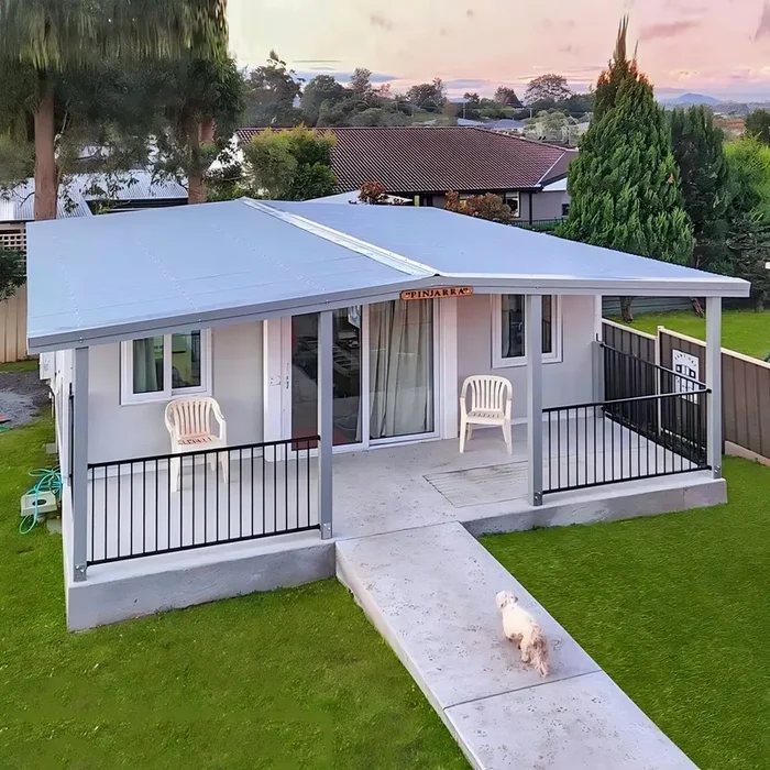 20FT Prefab Homes, Equipped with Bedroom, Bathroom and Kitchen, Prefabricated Container House Designed Specifically for Adults, Expandable Container House