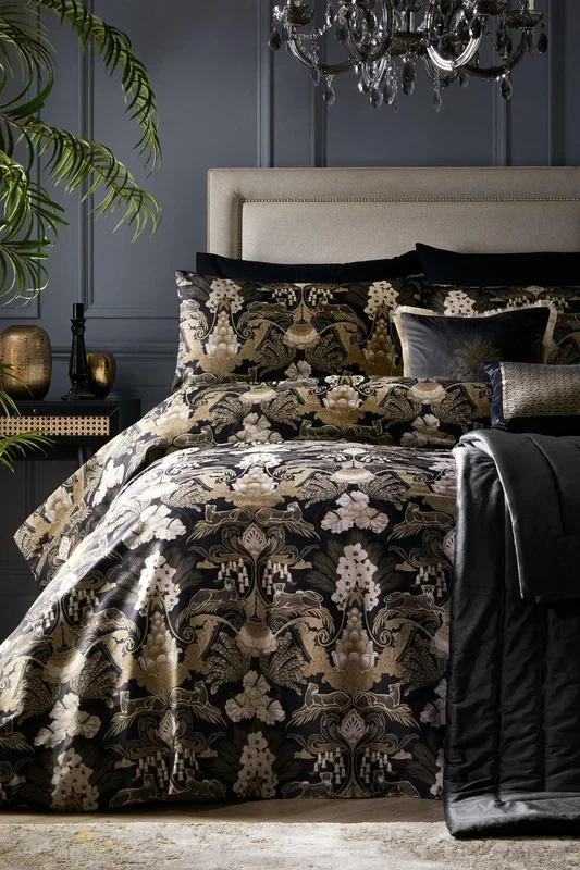 ‘Suburban Jungle’ 100% Cotton Rich Duvet Cover Set