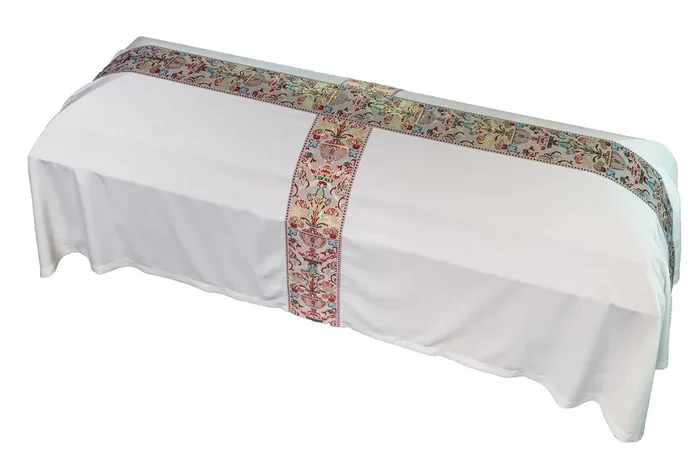 900 Coronation Orphrey Full Cross Funeral Pall