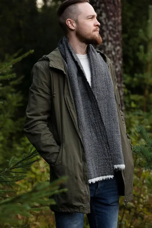 Kota Scarf, Dark Grey – Lapuan Kankurit