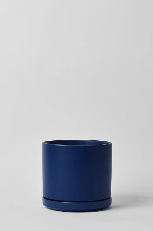Solid Goods 8″ Cylinder w/ Saucer Blue